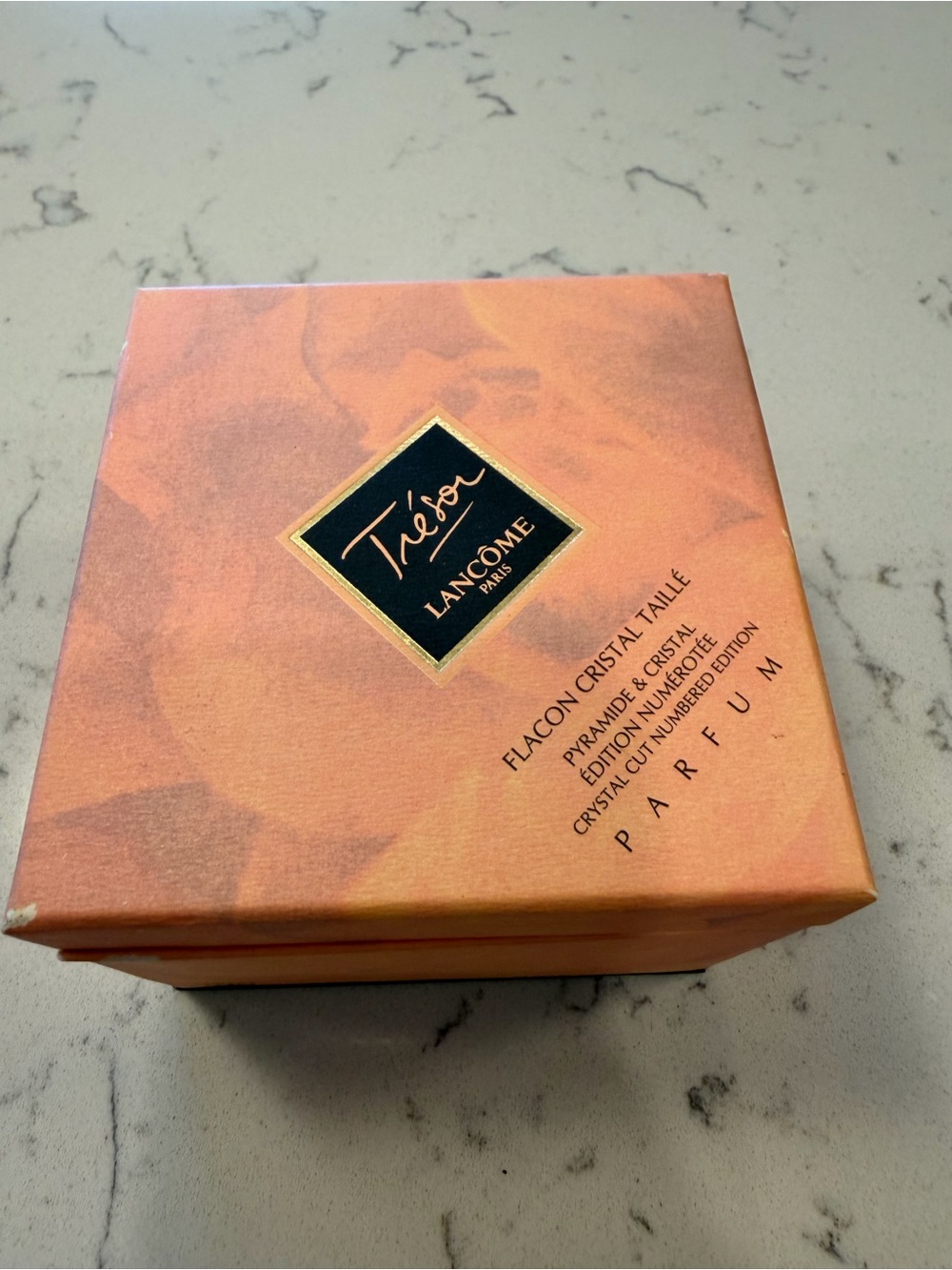 Trésor Lancôme Parfum Flacon Cristal Taille Limited Edition Pre-Owned Open Box
